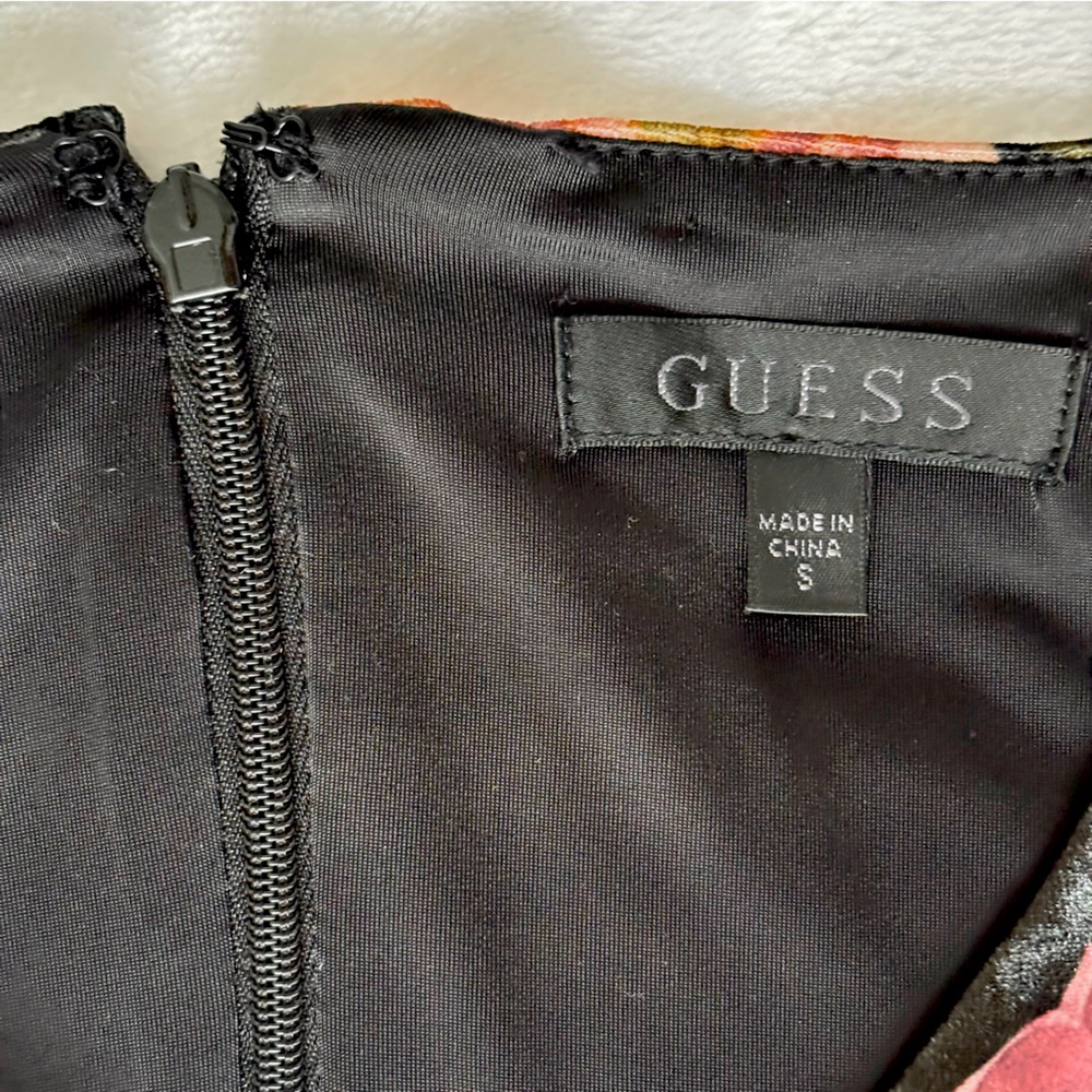 GUESS Eco Tess Peony Charm Print Long Sleeve Velvet Mini Dress--NWT--S - Picture 11 of 16